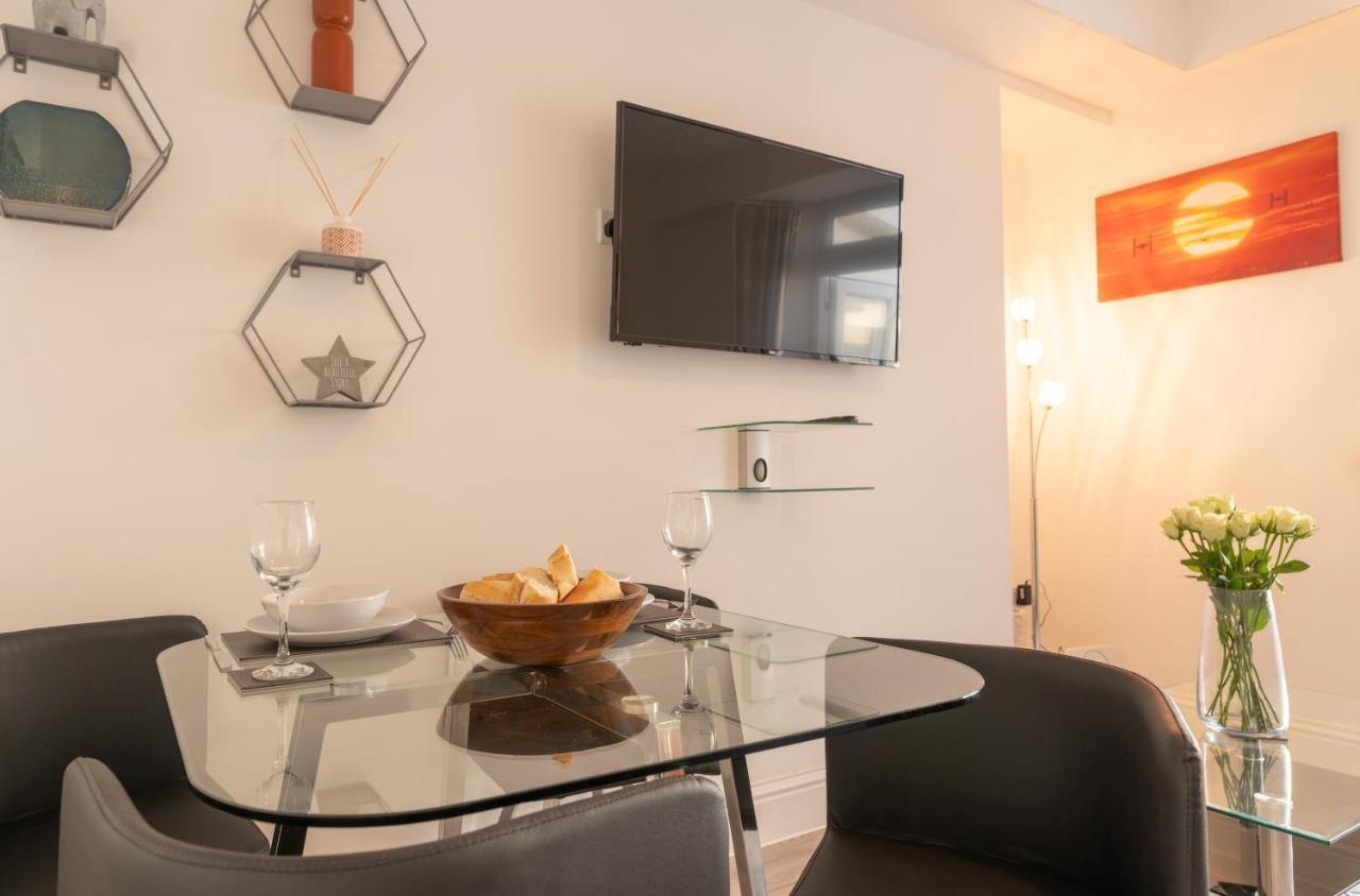 Highfield House - 1 Bed-Sleeps 2-Tjs20Hh Leilighet Ilfracombe Eksteriør bilde